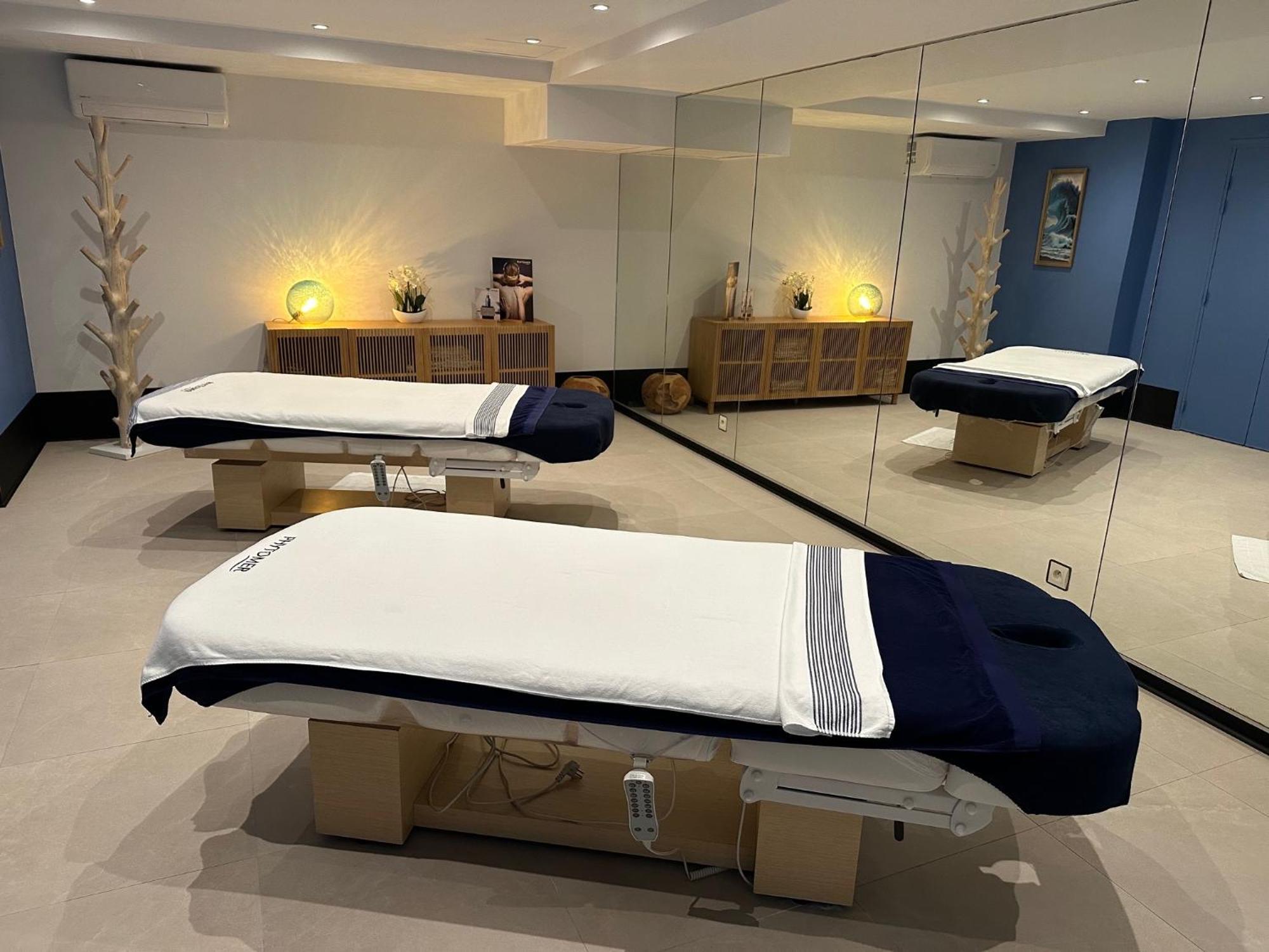 Le Manoir De La Poterie & Spa Cricquebœuf Kültér fotó