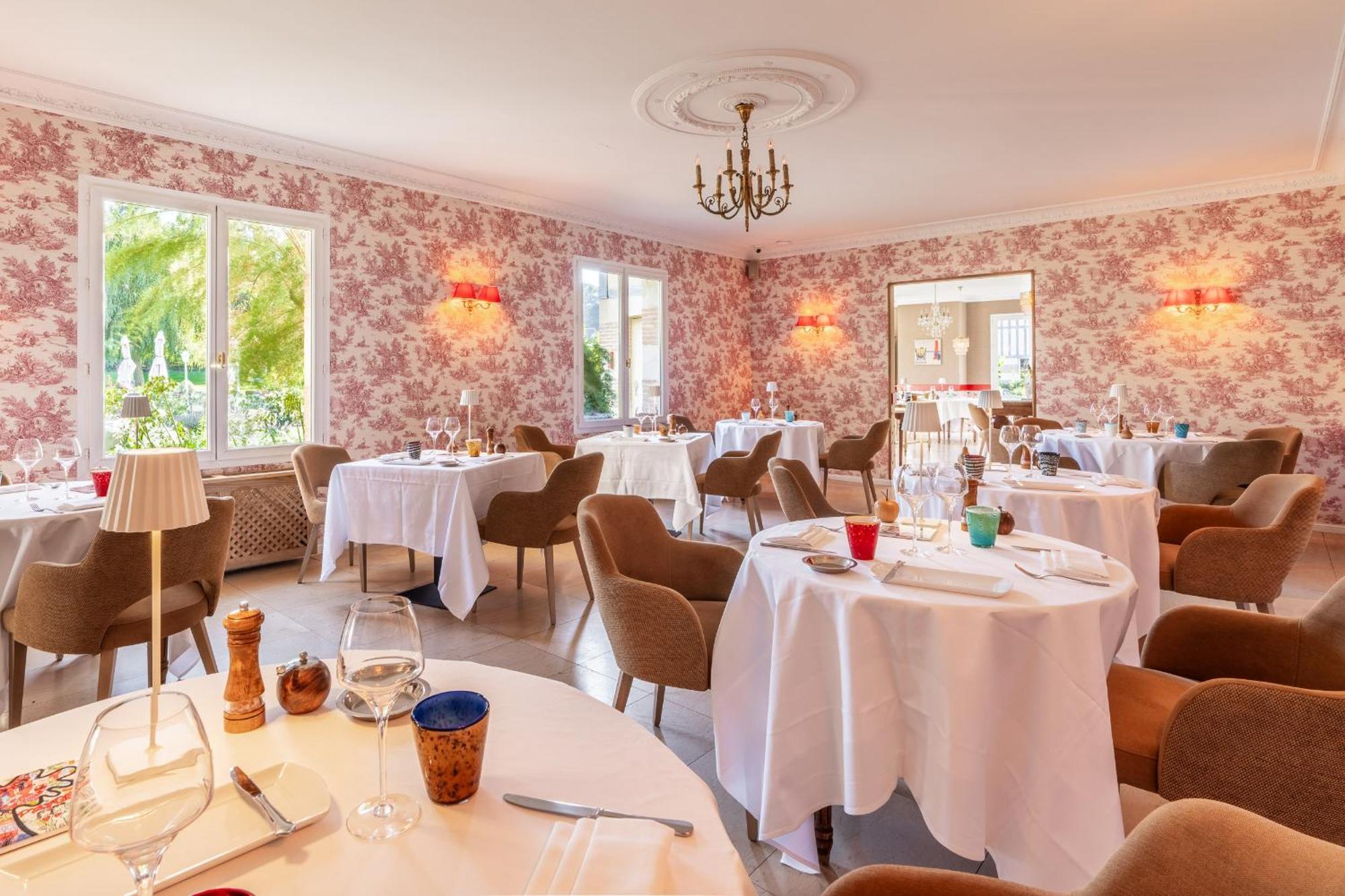 Le Manoir De La Poterie & Spa Cricquebœuf Kültér fotó